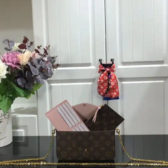 WIS LOUIS VUITTON FÉLICIE POCHETTE 0508